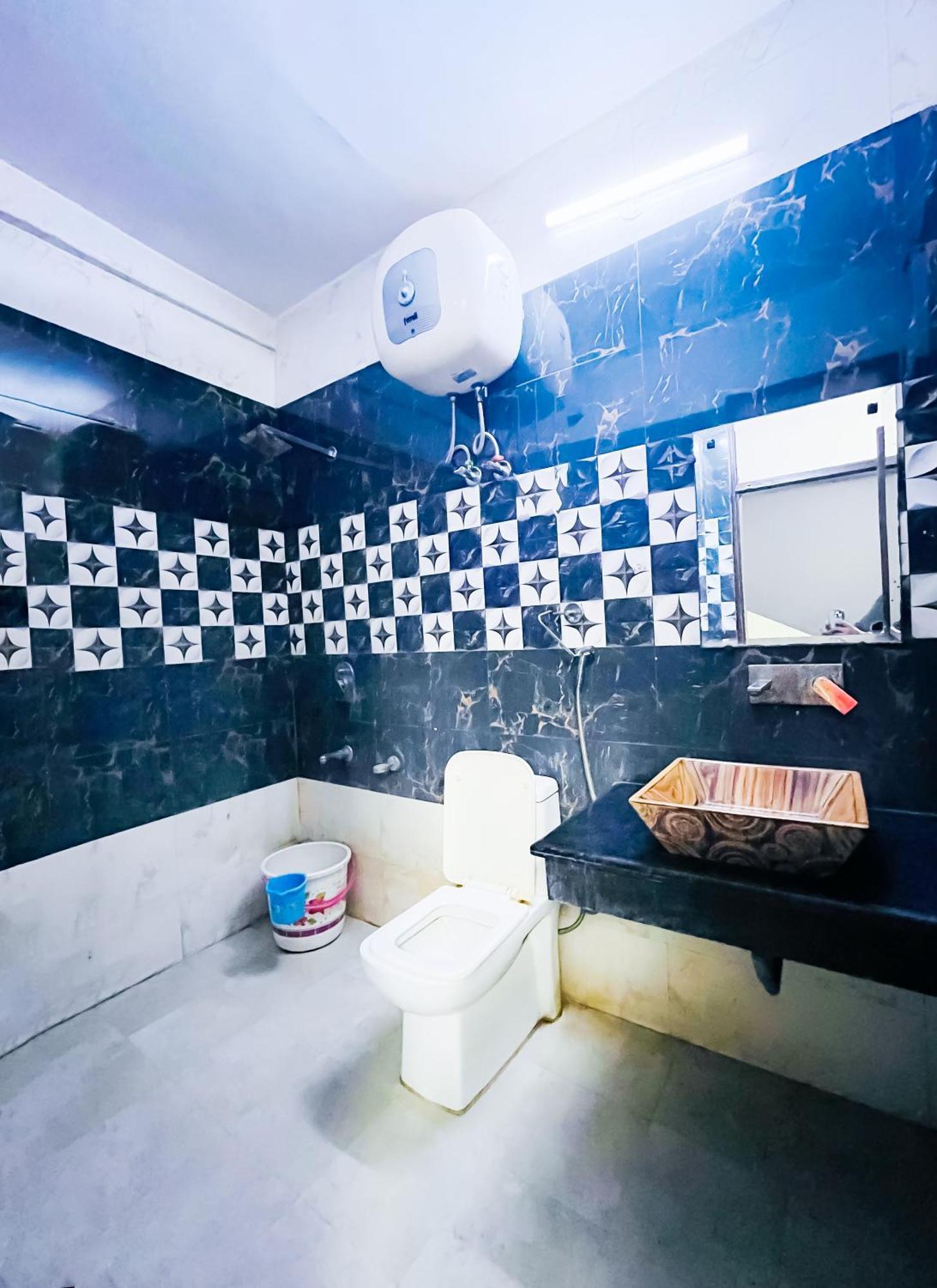 Dream - Sarai Kaley Khan Bus Stop 4* New Delhi